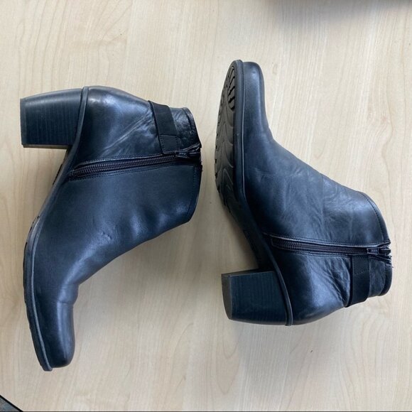 DORKING Sz 40 by Fluchos Made In Spain Inner Zipper Stacked Heel Leather Booties - Picture 3 of 9